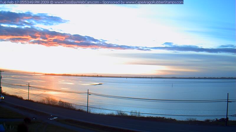 Red skies at night - Sailor's delight - Coos Bay, Oregon on February 17, 2009